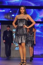 at Blenders Pride Fashion Tour 2011 Day 2 on 24th Sept 2011 (73).jpg